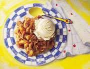 Sweet Street Unsliced Cinnamon Crumble Apple Crisp — 4 per case.
