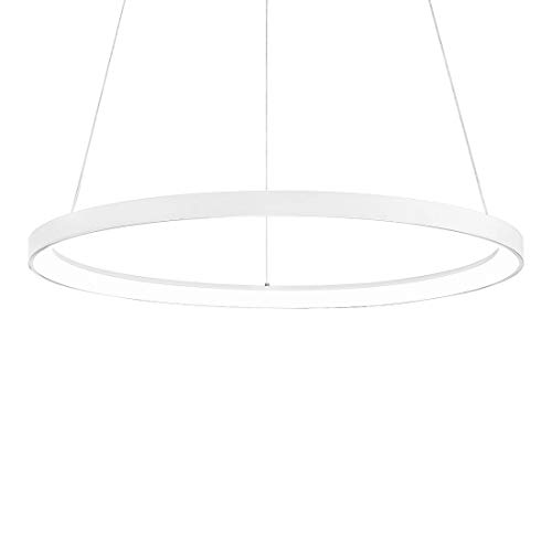 Lampadaire anneau Krizia 4800 lm crée une ambiance douce dans votre salon moderne