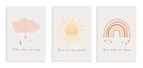 Affiche arc-en-ciel pour une chambre de bébé scandinave et lumineuse
