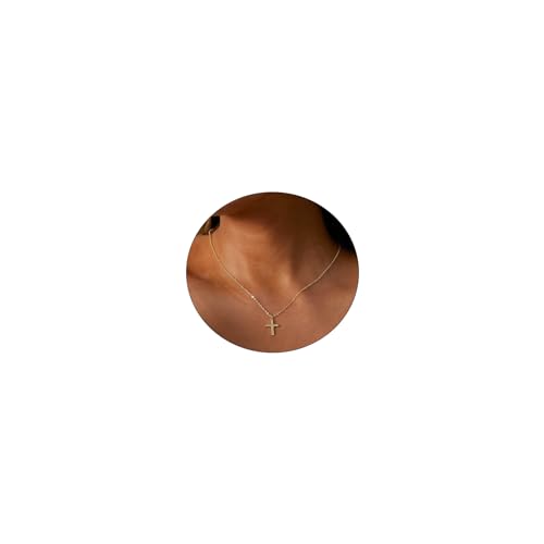 Collier simple et mignon pour femme : le bijou léger qui ne noircit pas