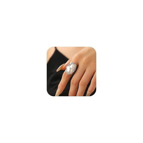 YHWQYR Baroque Pearl Rings for Women Irregular Chunky Statement Rings Vintage White Big Pearl Finger Ring Fashion Wedding Jewelry (Silver Style)