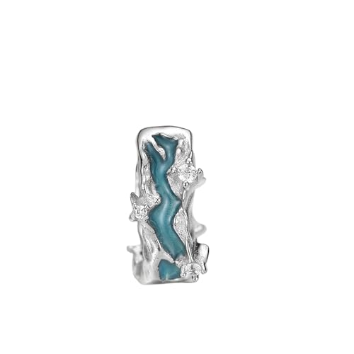 Boucles d'oreilles diamant diable : petites créoles légères pour le stacking