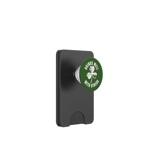 Bevande bene con gli altri Divertente giorno di San Patrizio PopSockets PopWallet per MagSafe
