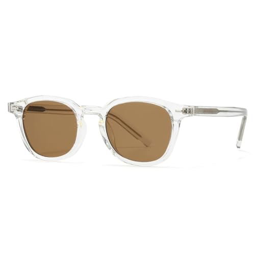 Photographie de rue avec lunettes de soleil rétro au charme moderne