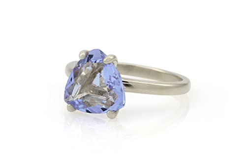 Bague en tanzanite personnalisable : le bijou idéal pour vos fiançailles