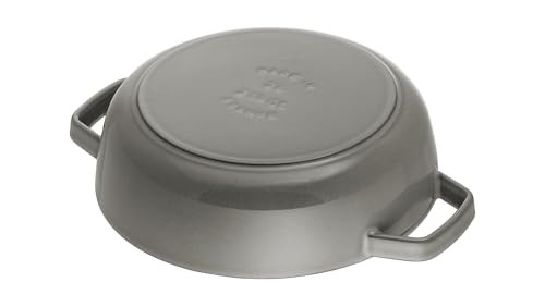 Olla de hierro fundido STAUB Chistera que evita que la carne quede seca 4