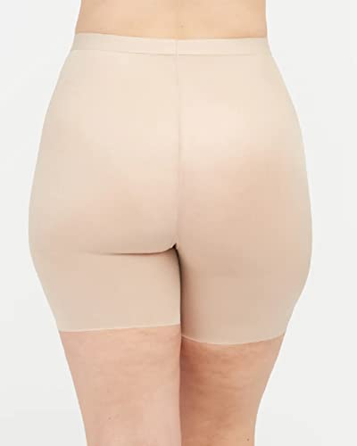 SPANXshape Invisible Girlshort2