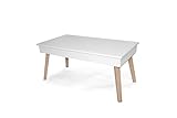 La Mesa Elevable de Centro Kalesi es un mueble moderno y elegante capaz de vestir casi cualquier estancia y que, además, nos ofrece un espacio extra bajo su tapa para guardar cualquier objeto que necesitemos tener a mano.