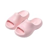 Design Élégant et Confortable : Découvrez nos sandales femme compensées au style chic et intemporel. Ces chaussures compensées femme été allient une silhouette tendance à un port agréable. Parfaites comme sandales et nu-pieds femme, elles subliment toutes vos tenues estivales.