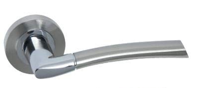 AZERODESIGN Juego de MANIVELAS puerta roseta redonda 50mm de diametro modelo AINA, acabado combinado níquel satinado y cromo brillo - material aluminio - manilla de 126 mm longitud