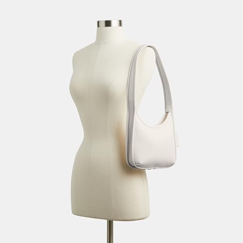 Image of Coach Women's Glovetanned Leather Curve Zip Bag