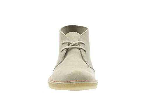 Clarks Women's Desert Boot. Chukka4