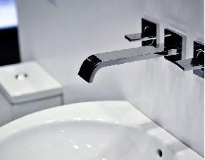 Detergente Bagno Anticalcare Disincrostante Acido Profumato - Allegrini Pronto Bagno - Tanica 5kg
