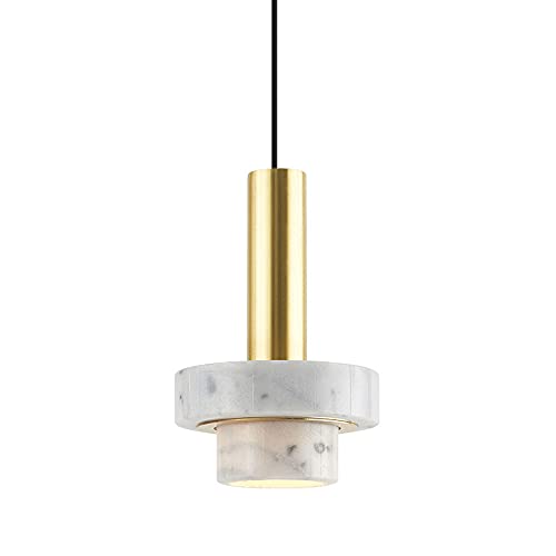 Lustre en marbre pour éclairer un îlot de cuisine sombre avec style