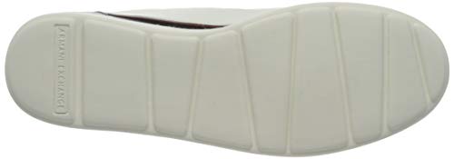 Classic Low Logo Sneaker4