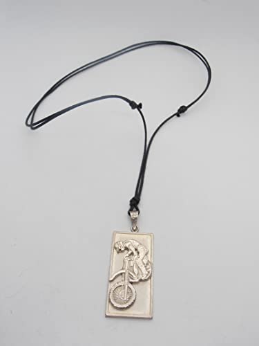 Moto de cross pendentif argent 925, l'idée cadeau idéale pour un pilote de motocross et enduro