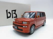 Amazon.co.jp: 124 トヨタ 初代bB 後期 カラーサンプル ミニカー 4R8