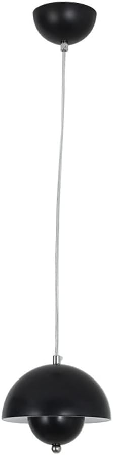 Lampe suspendue géométrique pour éclairer un îlot de cuisine sombre efficacement