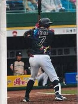 オリックスバファローズ 糸井嘉男選手 サードユニフォーム(2013年) Amazon.co.jp: 糸井嘉男選手 写真 オリックスバファローズ時代