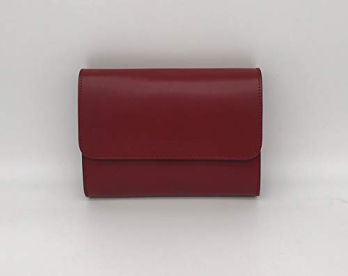 Pochette sac de soirée en cuir d'Italie, le secret de vos nuits magiques