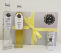 Organic Newborn Baby Gift Box/Caja de Realos para Bebés Recién Nacidos () by NHR Organic Oils