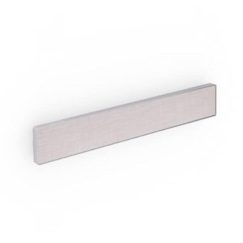 Bang & Olufsen Beosound Emerge – Altavoz de estantería y hogar Delgado inalámbrico con compensación Activa y conectada Bluetooth y WiFi – Gold Tone/Light Oak
