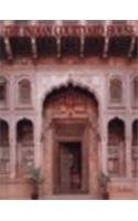 Paperback The Indian Courtyard House Book