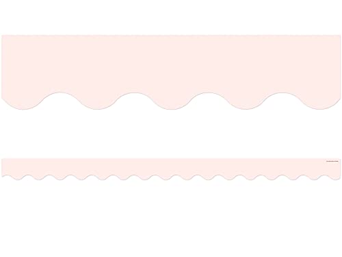 Bordure festonnée blush longue durée pour habiller facilement les murs et tableaux