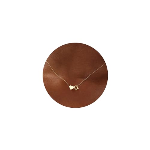 Turandoss Gold Initial Q Necklace
