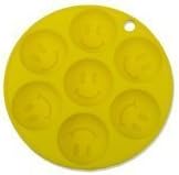 Kitchen Collection Silicone Smiley Face Ice Cube Tray - 04627
