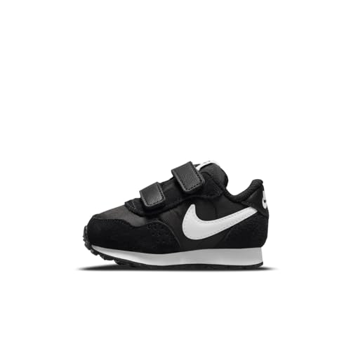 NIKE MD Valiant Boys CN8560-002 (Black/White), Size 2