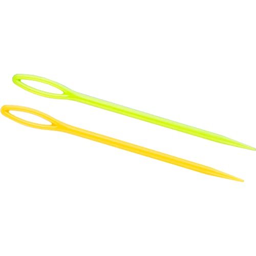 Image of Boye 42-40038 Large Plastic Yarn Needles for Crocheting and Sewing, Green and Yellow, 2pcs
