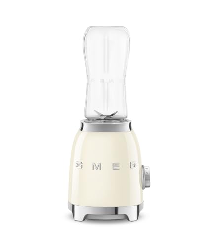 Smeg, Kompakt-Tischmixer PBF01CREU, 2 Geschwindigkeitsstufen, Motorsicherung, 2 x 600 ml Flaschen inklusive, rutschfester Standfuß, integrierte Kabelaufwicklung, 300W, Creme