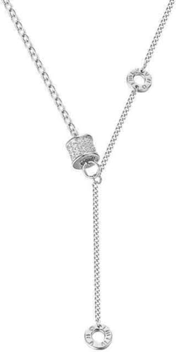 Collier style vent froid résolvant le problème des bijoux trop larges pour petits décolletés