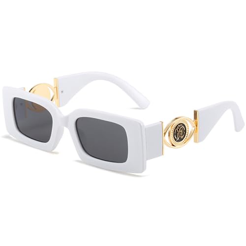 Lunettes de soleil rectangulaires pour sublimer un visage et masquer la fatigue