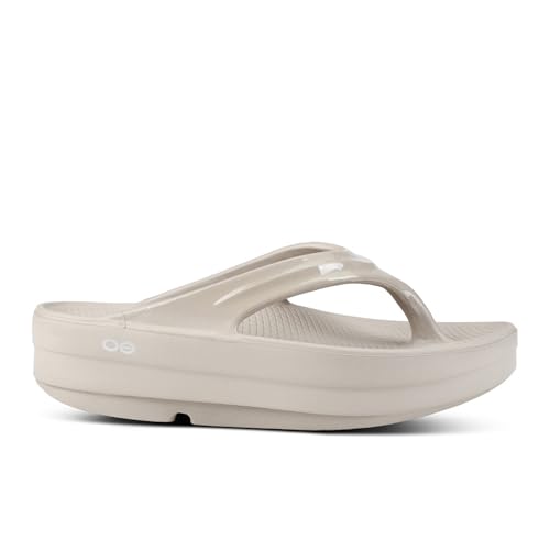 OOFOS Oomega Thong Sandal Womens Shoes2