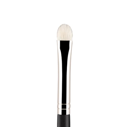 Image of PAC Eyeshadow Brush 102