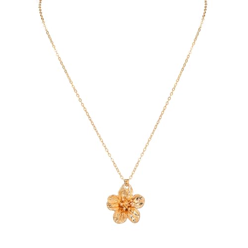 Collier ras-du-cou fleur dorée la solution pour sublimer un décolleté simple avec style froissé