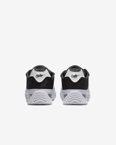 Image of Nike SB Chron 2 Senior Trainers