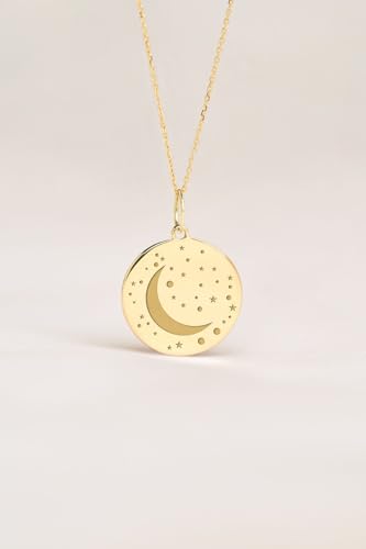 Luna y estrellas en este collar de plata para realzar tus looks diarios y eventos de noche 2