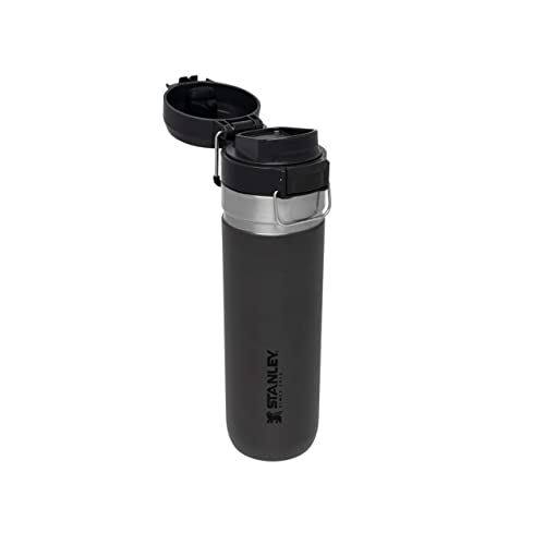 Stanley Quick Flip Trinkflasche Edelstahl 0.71L - Hält 12+ Stunden Kalt - Wasserflasche BPA-Frei - Spülmaschinenfest - Druckverschlussdeckel - Thermosflasche Auslaufsicher - Charcoal