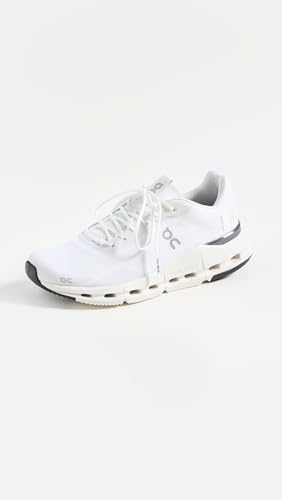 Image of On Women's Cloudnova Form Sneakers