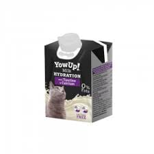 Lait pour chat YowUp, lait frais riche en calcium pour chats adultes et chiots de toutes tailles | 3 paquets de 200 ml.