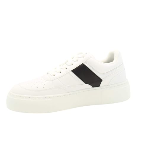 Armani Exchange Women's Kurt Sneaker3
