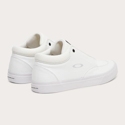 Oakley Men's Banks Low Canvas Sneaker Walking4