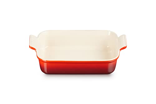 Image of Le Creuset Heritage Rectangular Dish, Stoneware, 26 cm, 2.4 litres, Cerise, 71102260600001
