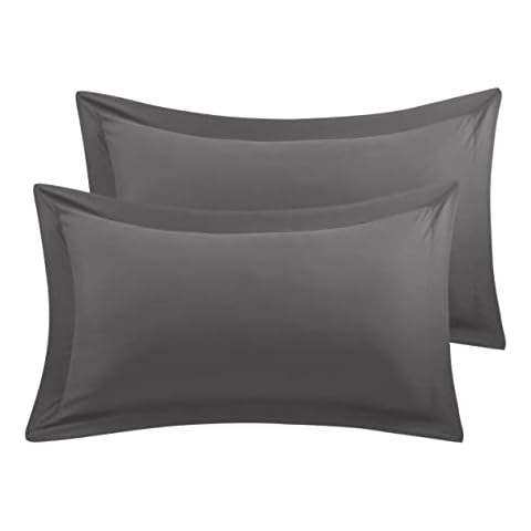 Mayfair Linen 600 Thread Count Pillow Shams Cover