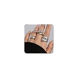 Bagues en argent : Le set de bagues FloralGrace en argent vous propose 4 belles bagues plaquées argent au design élégant et unique. Disponibles dans différents styles, elles sont suffisamment nombreuses pour accompagner toutes vos tenues sans sacrifier votre personnalité.