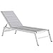 Outsunny Sonnenliege Atmungsaktive Breite Gartenliege mit 6-Fach Verstellbar Rückenlehne Aluminiumrahmen, gepolsterter Liegestuhl bis 120 kg Relaxliege Gartenmöbel für Garten Terrasse Pool Hellgrau