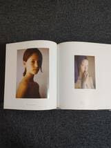 THE AGE OF INNOCENCE　デヴィッド・ハミルトン写真集 Amazon.co.jp: 写真集 デビット・ハミルトン THE AGE OF